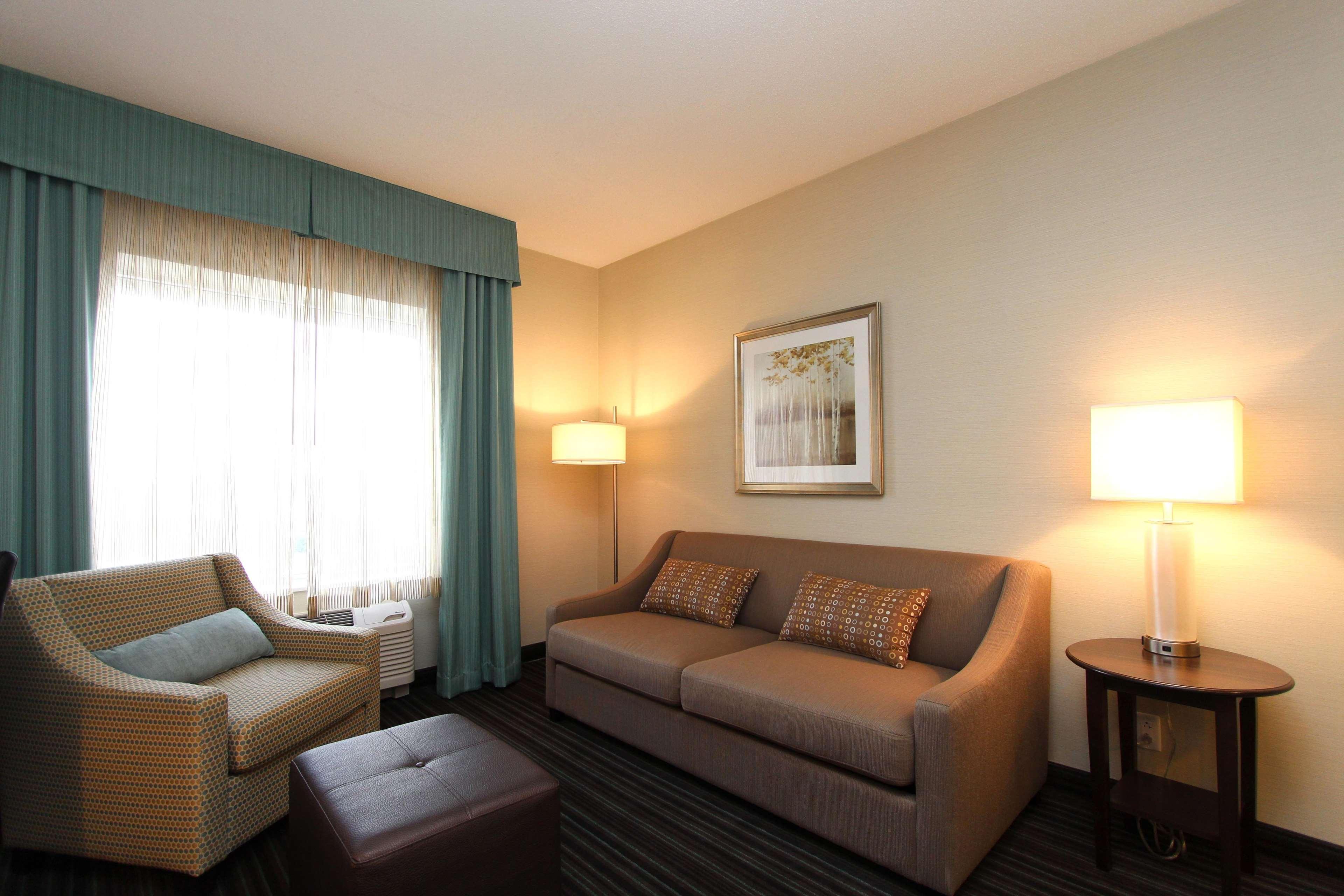 Hampton Inn & Suites By Hilton St. John'S Airport Exteriér fotografie