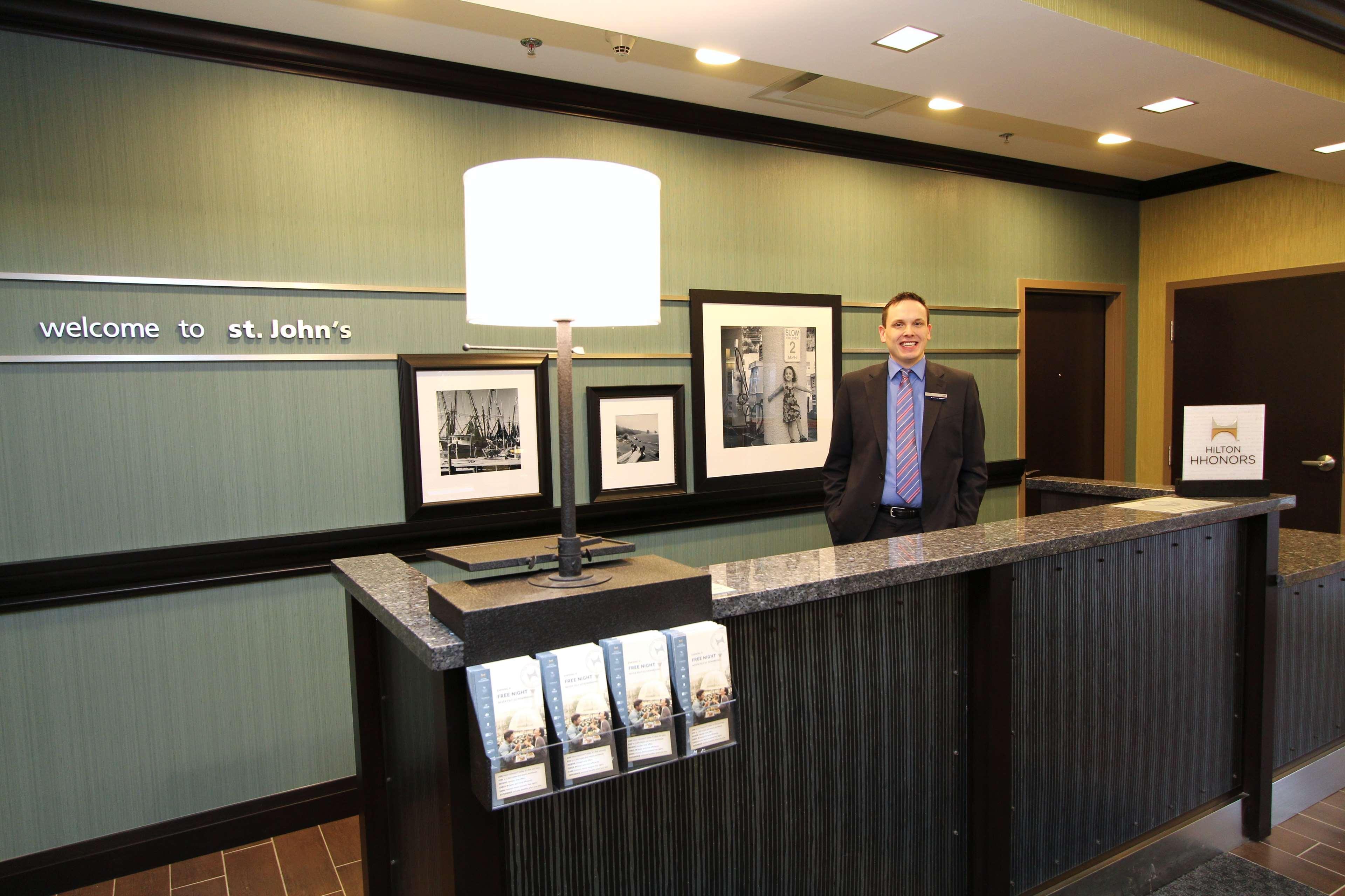 Hampton Inn & Suites By Hilton St. John'S Airport Exteriér fotografie