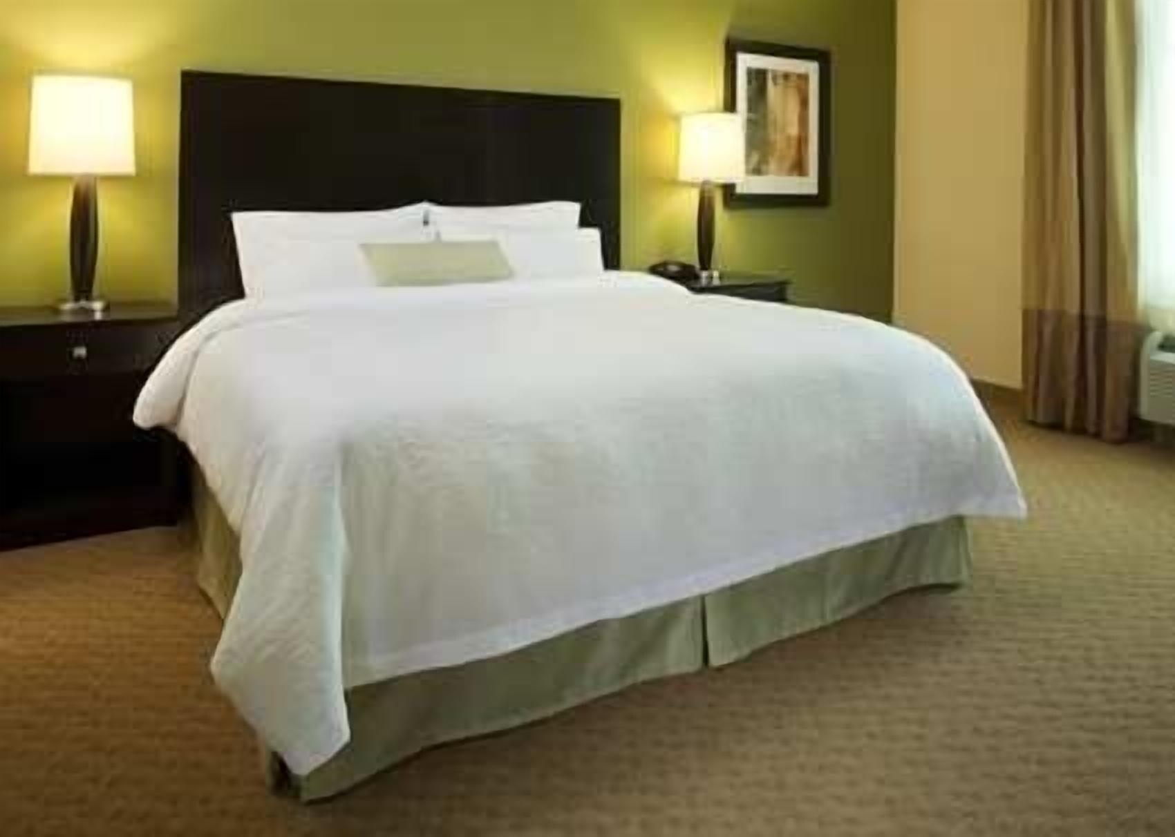 Hampton Inn & Suites By Hilton St. John'S Airport Exteriér fotografie